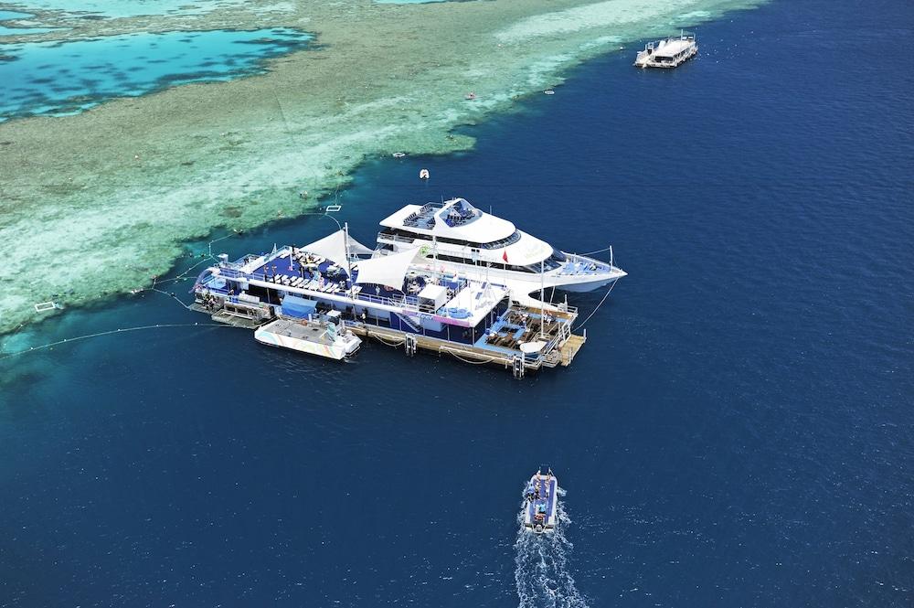 Reef View Hotel Insula Hamilton Exterior foto